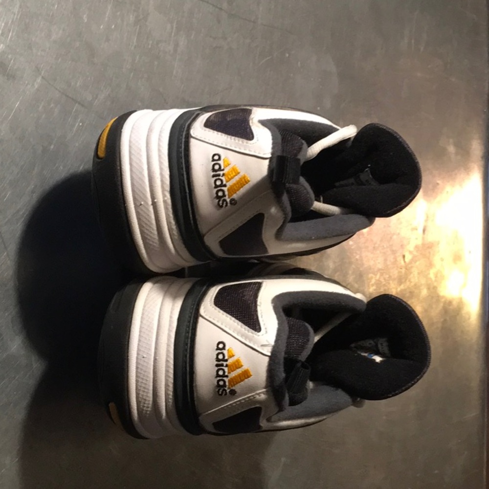 Adidas Response